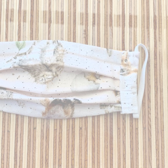 Reusable mask - Picture 1 of 3